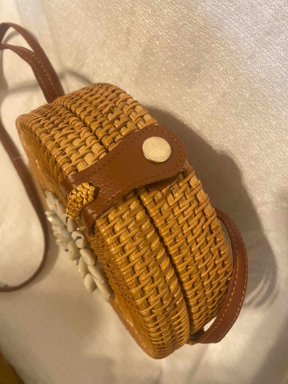 Savanna Round Hand Woven Seashell Shoulder Crossbody Bag